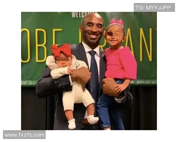 瓦妮莎出版留念科比和Gigi!录入两人回想和岩画 期望他们不被忘记 瓦妮莎出版留念科比和Gigi!录入两人回想和岩画 期望他们不被忘记